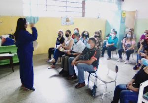 En el taller participaron miembros de la comunidad educativa de la U.E. Juan Bautista García Roa del 23 de Enero