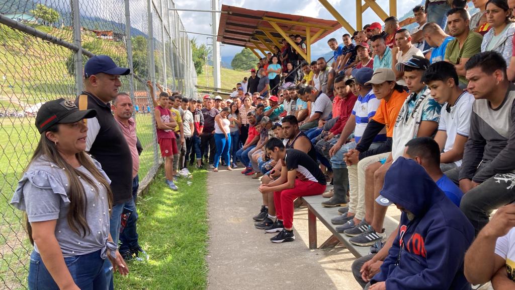 Violan derechos a productores de Rafael Urdaneta