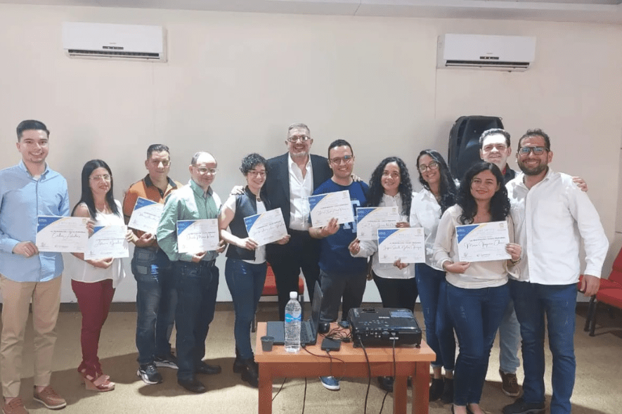 Guillermo Rodríguez realizó taller de Marketing Personal en San Cristóbal