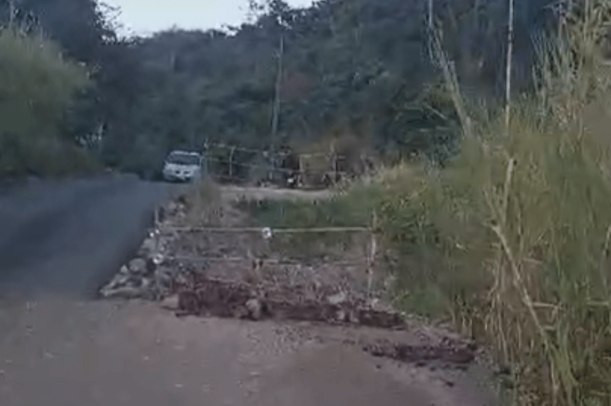 Vía alterna a la frontera, es un riesgo para conductores