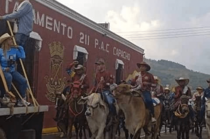 Protección Civil brindó servicio de prevención durante cabalgata en Capacho