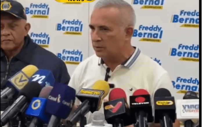 Bernal Los padrinos son una estrategia electoral, no busca sustituir