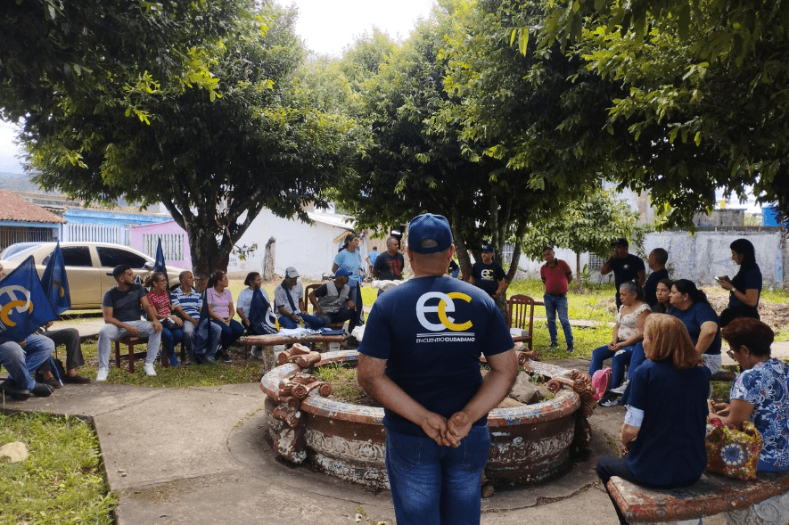 Habitantes de Antonio Rómulo Costa se unen al movimiento Encuentro Ciudadano 