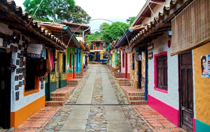 Hoteles y Turismo Summit 2025