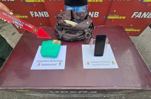 Bolso de mano con droga táchira