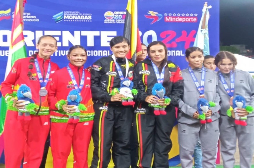 Equipo femenino de cislismo Táchira