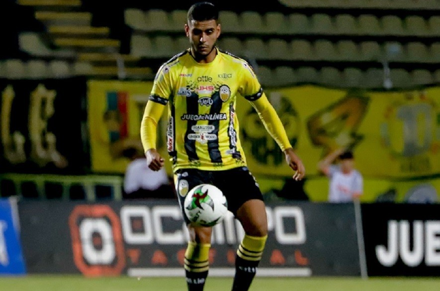 Carlos Pipo Vivas jugador del deportivo táchira