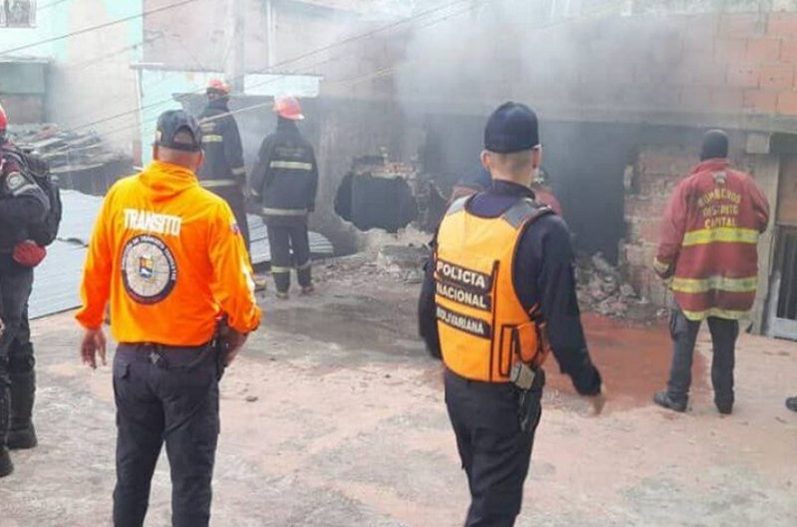 Explosión de gas en coche caracas venezuela