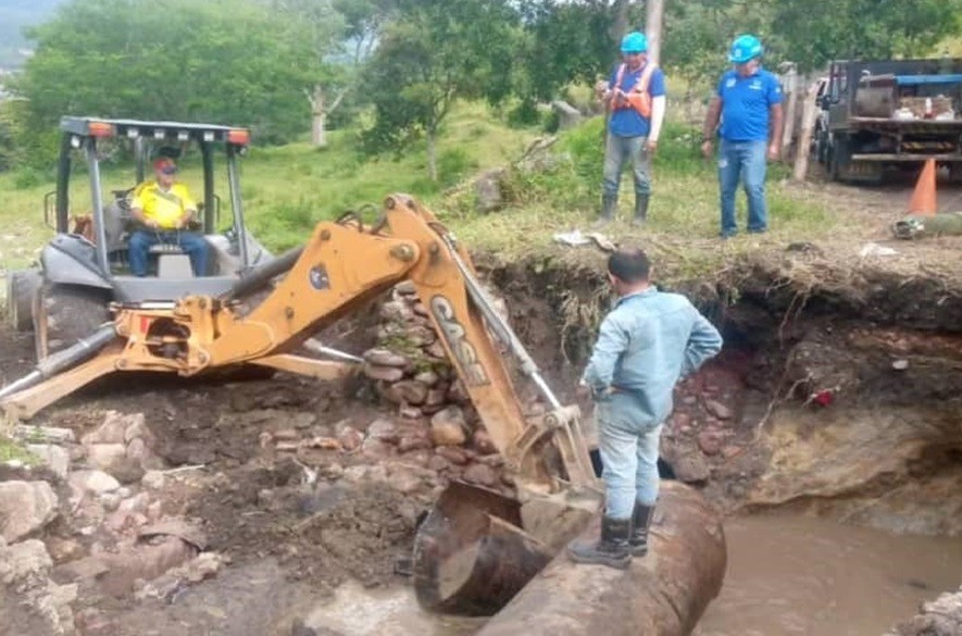 Rotura de tubo de agua Peribeca