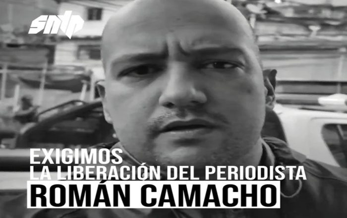 Liberen al periodista Roman Camacho