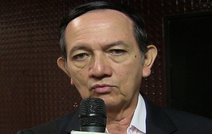 Gustavo Márquez Hay que construir un movimiento para defender la Constitución