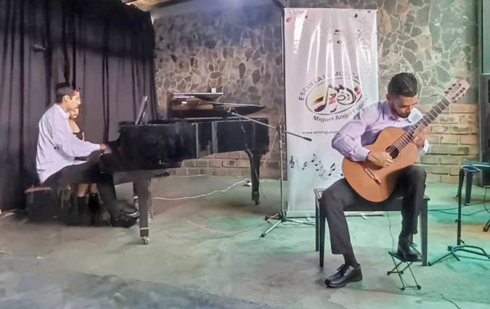 Concierto de Aranjuez cautivó en la EMMAE