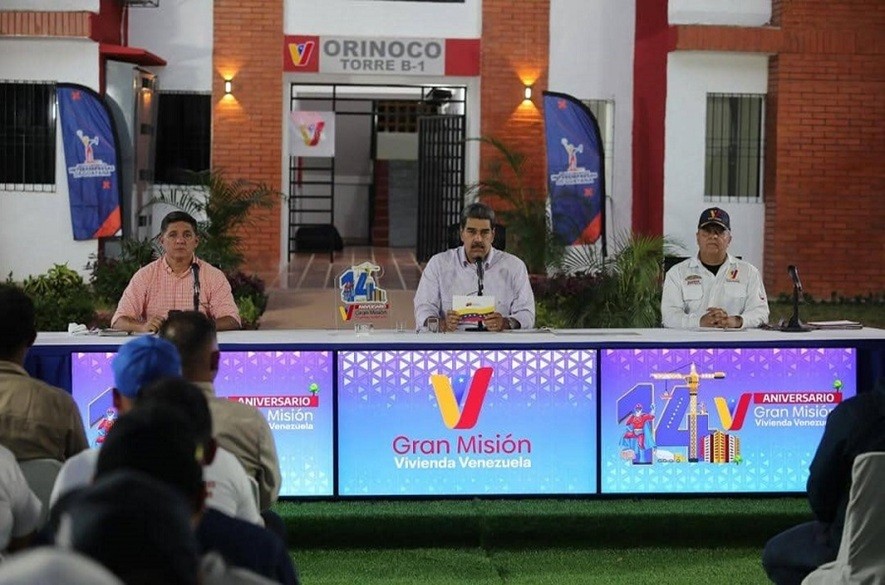 Maduro El aumento del salario es Precioso