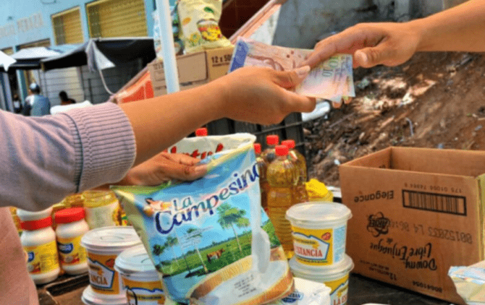 IESA: 50% de la población trabajadora venezolana labora en actividades de bajo valor agregado