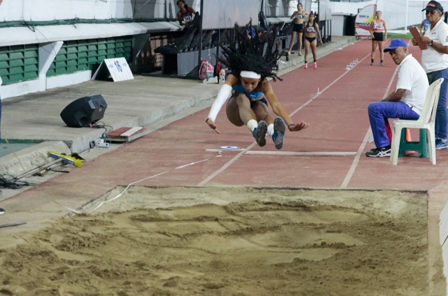 Atletismo nacional mejorando marcas