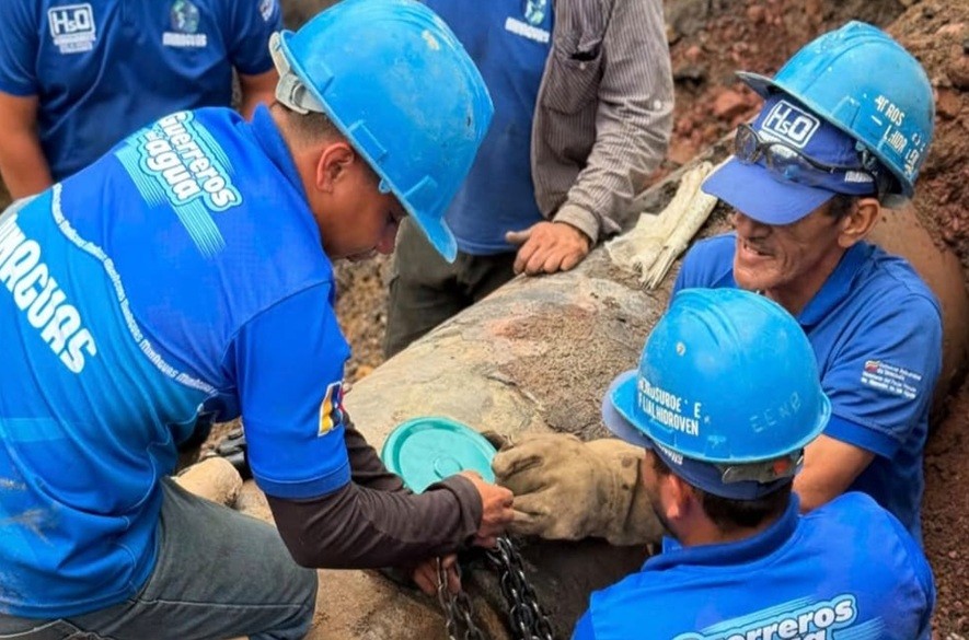 Hidrosuroeste está reparando daño en el acueducto regional