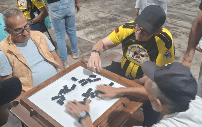 Palmira celebró Copa de Dominó