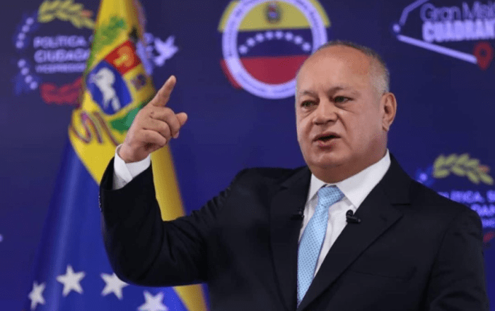 Detenido por publicar en redes sociales "bienvenidos los barcos gringos"