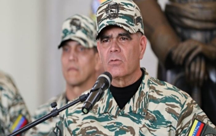 Padrino López: Venezuela defenderá su soberanía “al costo que sea”