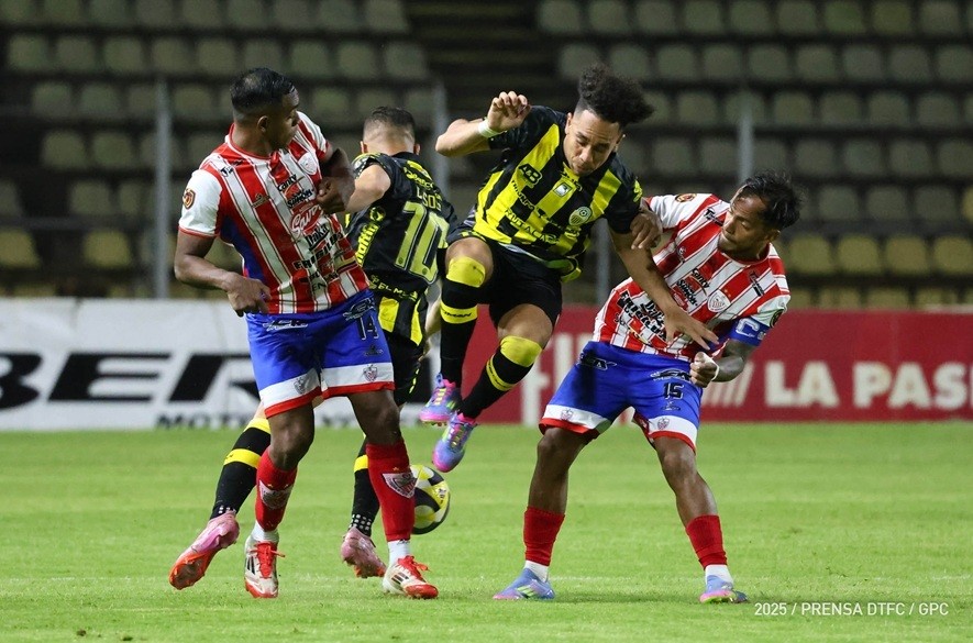 Deportivo Táchira goleó al Estudiantes de Mérida