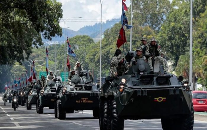 Fuerte presencia militar en caracas