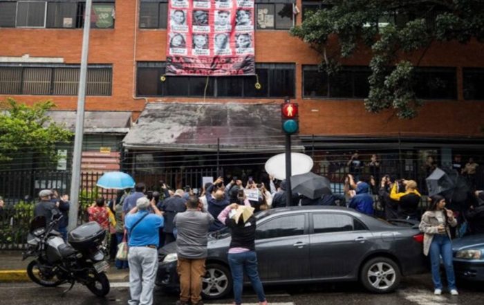 Periodistas alertan sobre censura radial