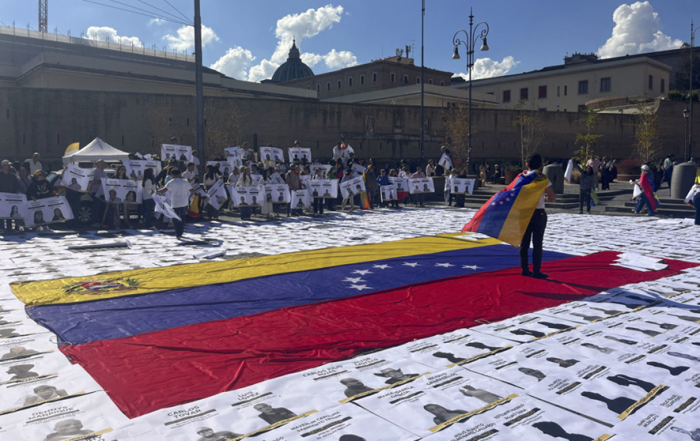 Roma Piden libertad de los presos políticos en Venezuela