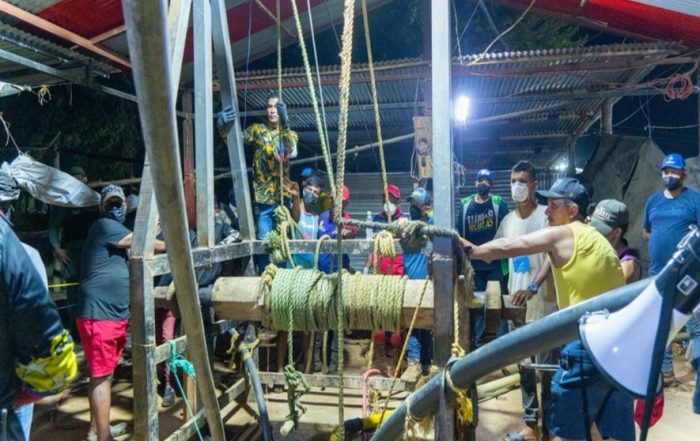Van 12 cuerpos rescatados en la mina Cuatro Esquinas de El Callao