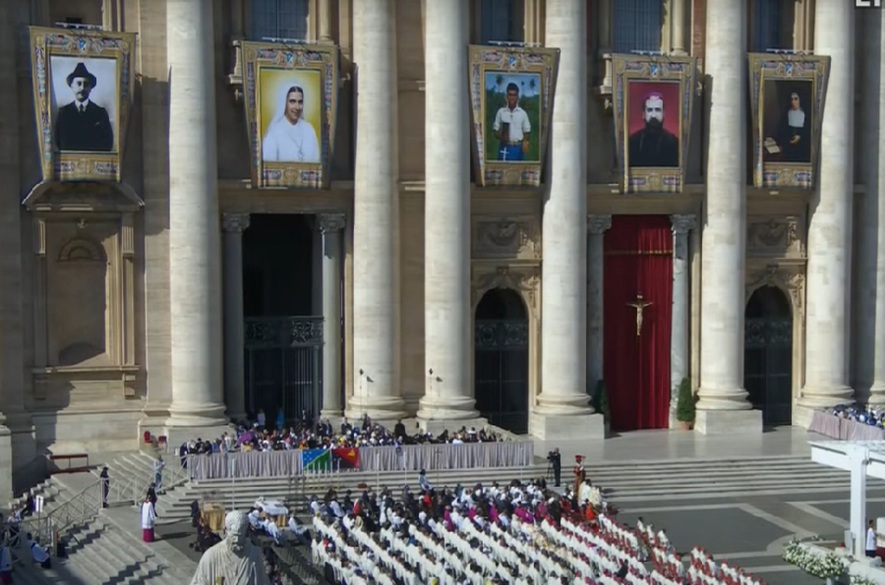 Venezuela ya nuestro José Gregorio es Santo