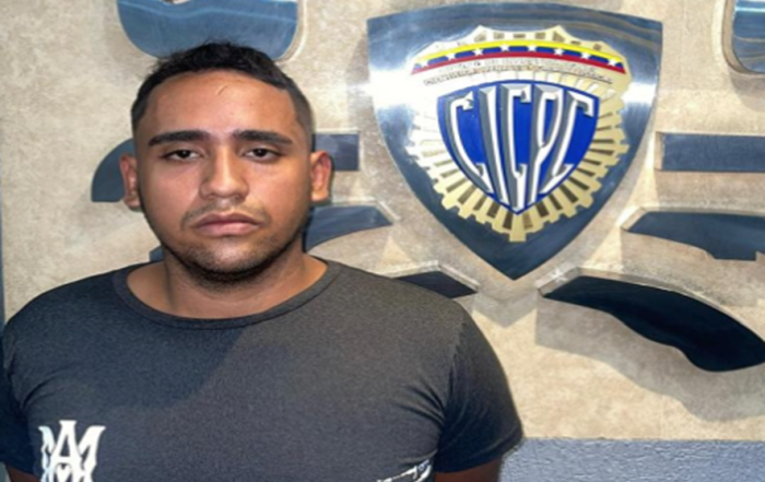 Asesina a madre y a su hijo por no dejarse violar