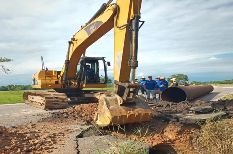 Continúan trabajos de reparación en El Chimborazo Troncal 5