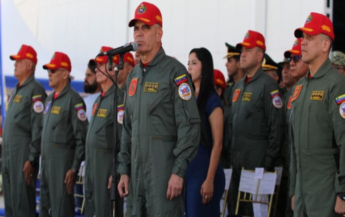 Padrino López Estamos obligados a defender la patria en cualquier circunstancia