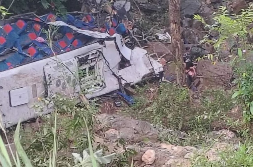 Mueren trágicamente 16 estudiantes en Colombia