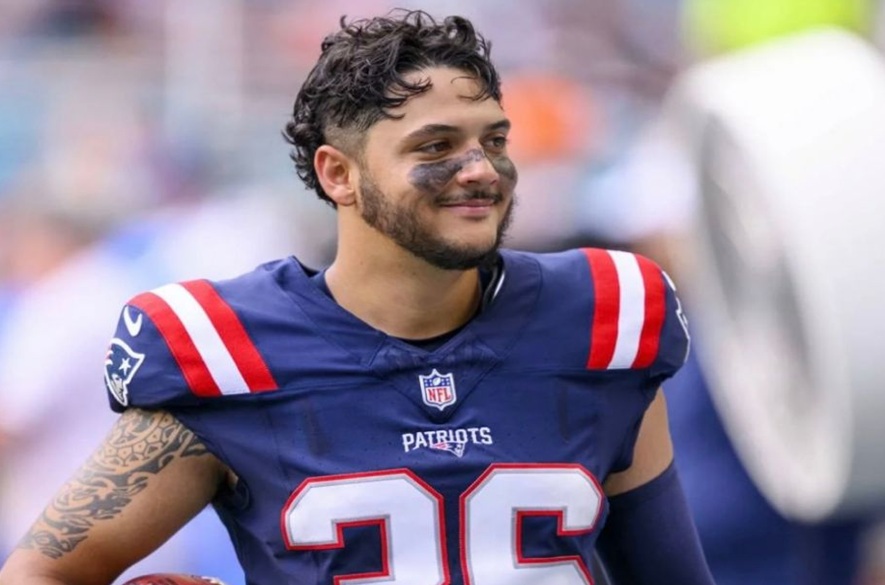 Andrés Borregales primer venezolano en jugar en el Super Bowl