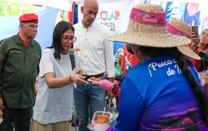 Delcy Rodríguez ratifica apoyo a Cuba