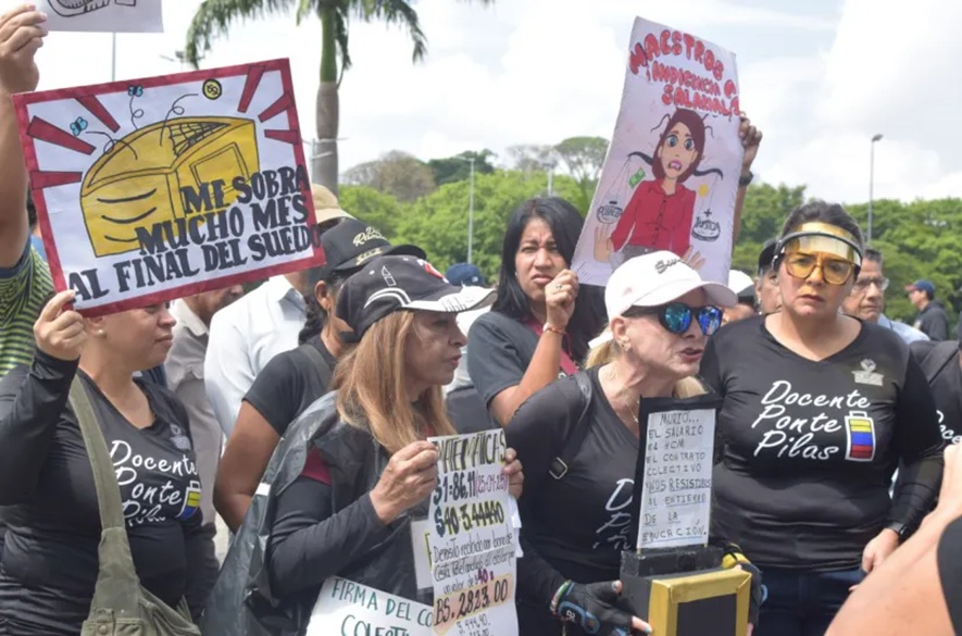 Día del maestro y hay maestros presos
