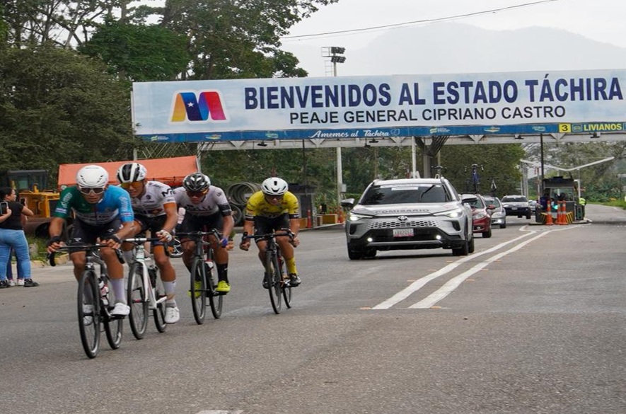 Gusneiver Gil triunfa en el cerro El Cristo de la vuelta al Táchira