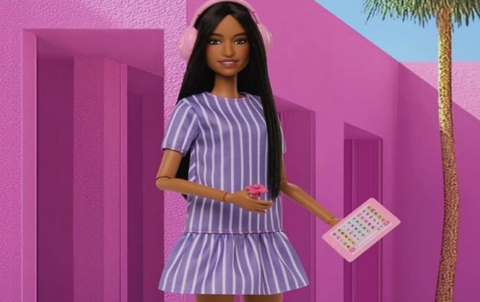 Mattel lanza la primera Barbie con autismo