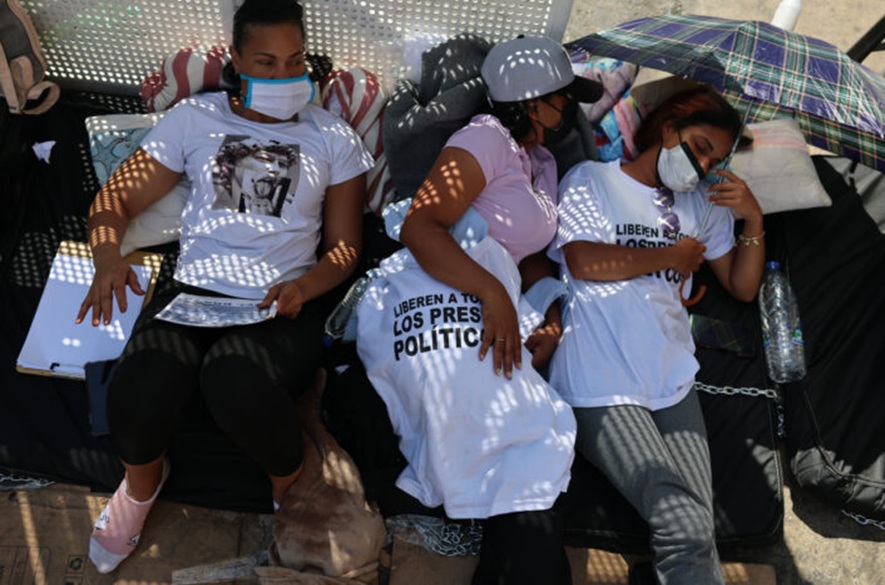 Familiares de presos políticos en huelga de Hambre