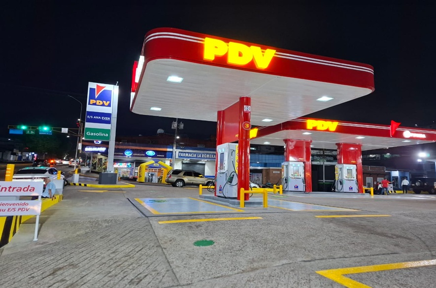 Habilitan estaciones de servicio 24 horas en San Cristóbal