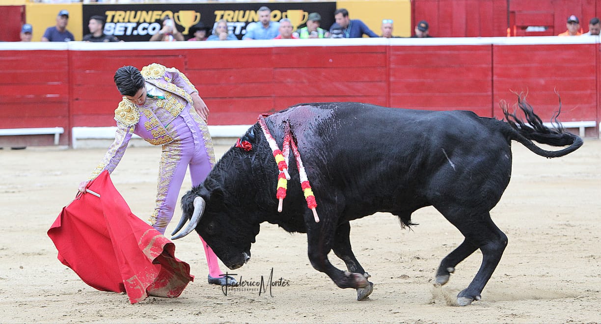 Indultan Toro en la primera corrida de las ferias del sol