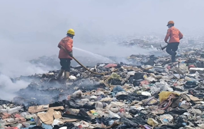 Combaten incendio en Vertedero del municipio Torbes