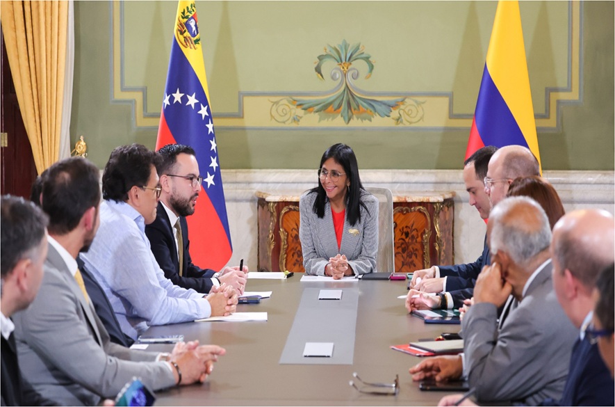 Venezuela y Colombia acuerdan cooperación energética