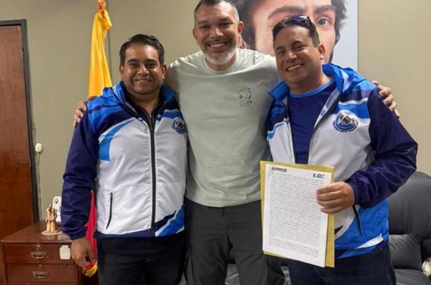 Erwin Maldonado lidera proyecto para rescatar piscinas en San Cristóbal