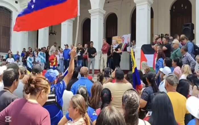 “Hoy recordamos el secuestro del presidente y la primera combatiente, hoy seguimos de luto”