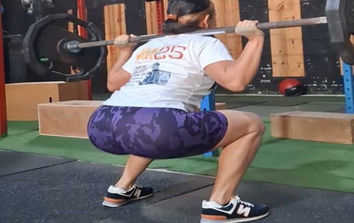 ¡Potencia tu Vida!: El Poder de la Sentadilla con Peso