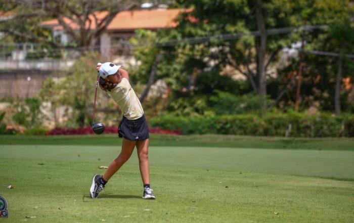 Delegación venezolana de golf infantil se baña en Oro