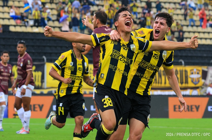 Deportivo Táchira vence al Carabobo Futbol Club