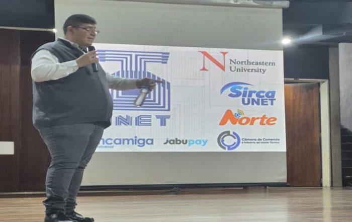 Economista Carlos Elías Campos proyecta posibles escenarios para el aumento de ingresos este 1 de mayo