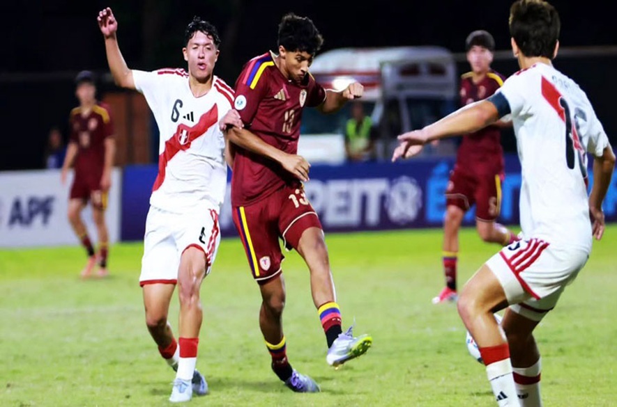 Vinotinto triunfa ante Perú